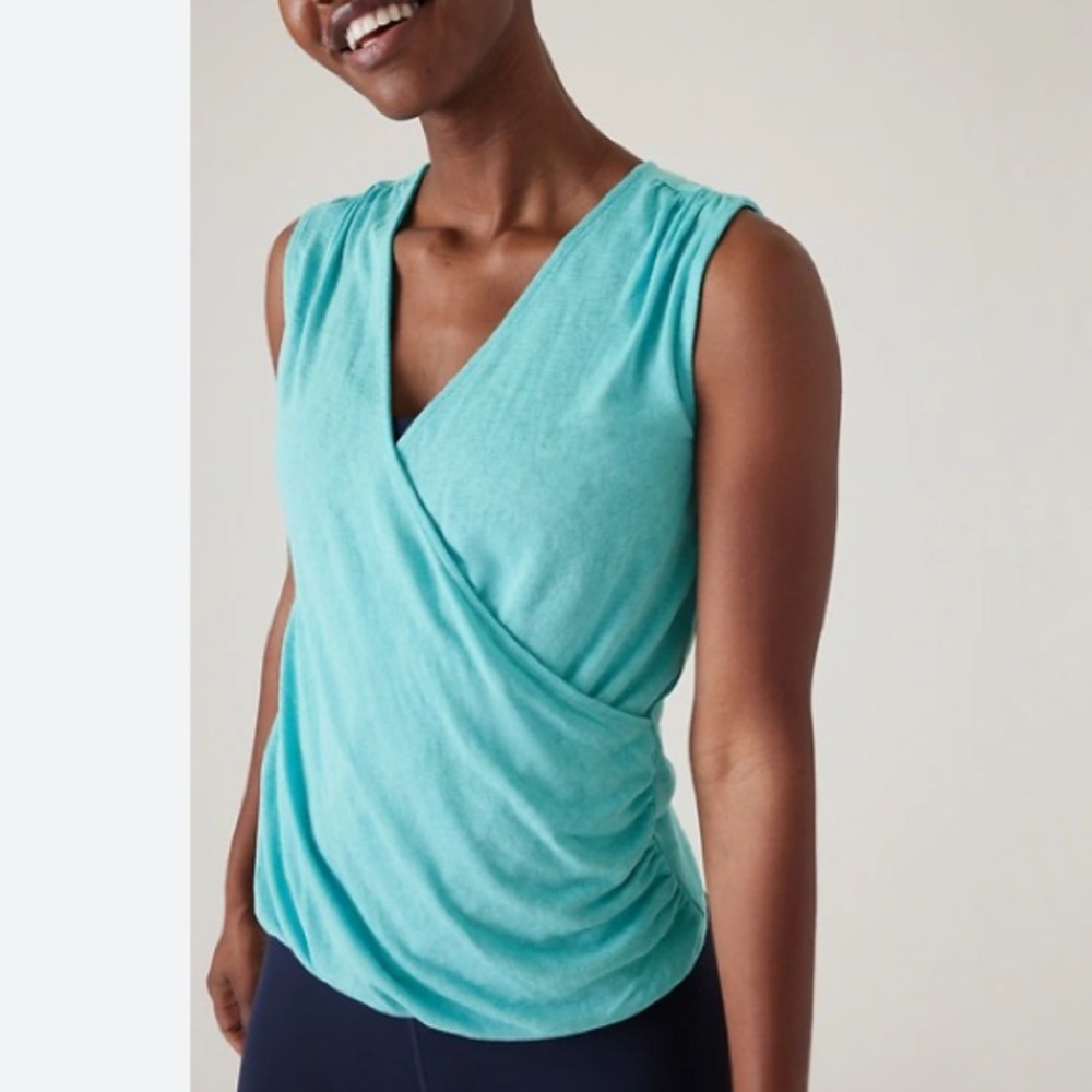 Athleta breezy tank